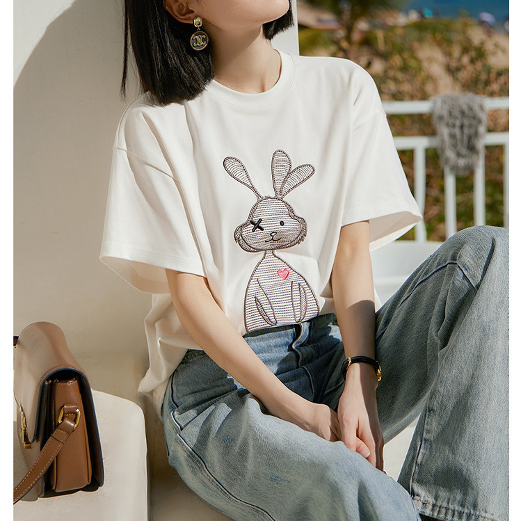 Childlike innocence fun rabbit embroidery imported organic cotton flexible short sleeve white T-shirt top round neck women's clothing