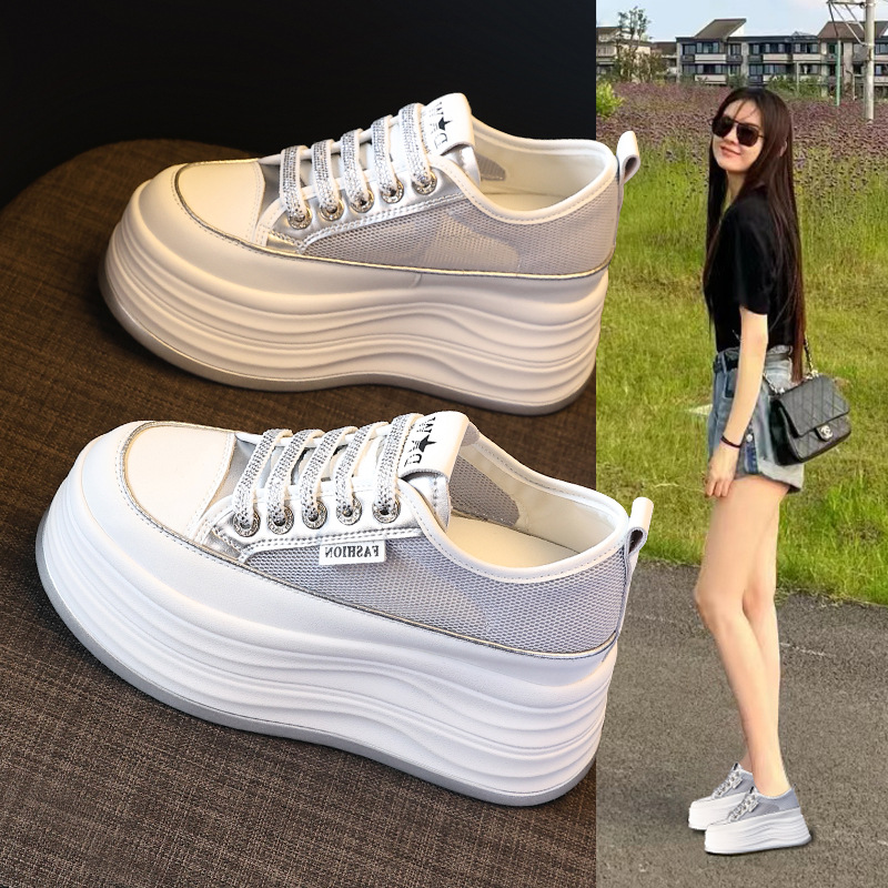 Giày sneaker nữ đế dày chunky mặt lưới thoáng khí phối trắng dễ mặc — Màu trắng bạc