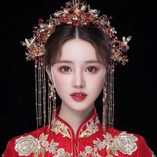  New Arrival Chinese-Style Wedding Headdress with Tassels—Elegant, Face-Slimming Bridal Tiara in Traditional Style
