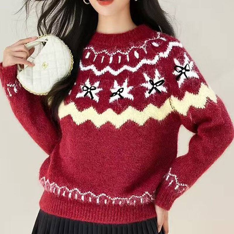 Fluffy, round-neck sweater for women, featuring a retro Fair Isle design, loose fit, pullover style, bow detail, and a soft, slimming effect Fluffy, round-neck sweater for women, featuring a retro Fair Isle design, loose fit, pullover style, bow detail, and a soft, slimming effect