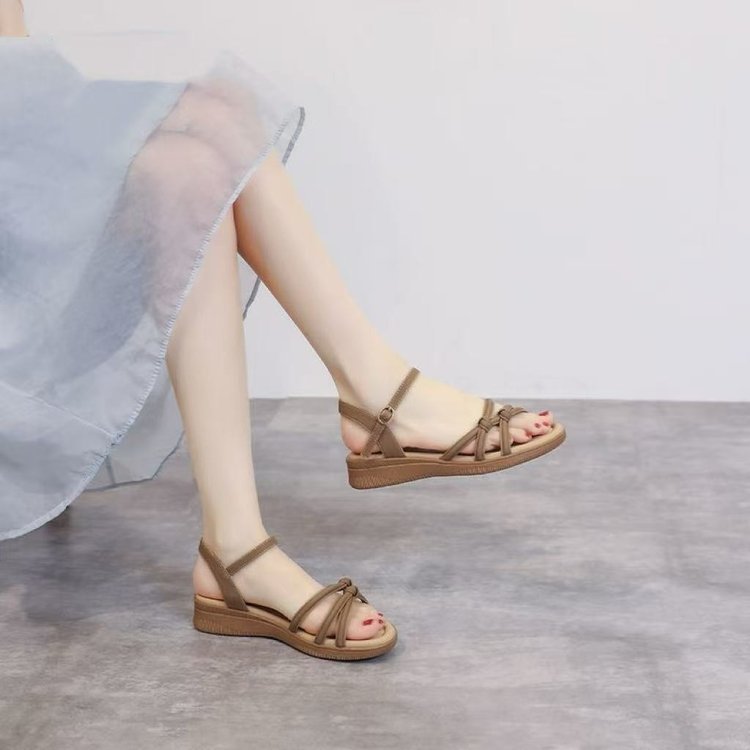 Sandalias de moda casuales francesas para mujeres 2026 verano nuevo anti-deslizante universal con suela suave no se cansa sandalias para mujeres