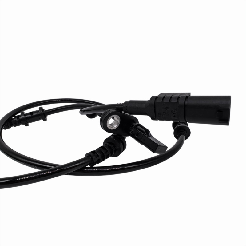 2465402510 Is Suitable for Mercedes-Benz A/B/Cla/Gla Class W176 W246 Abs Sensor Wheel Speed Sensor