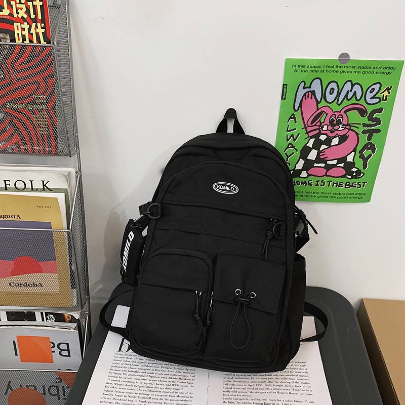 검은색