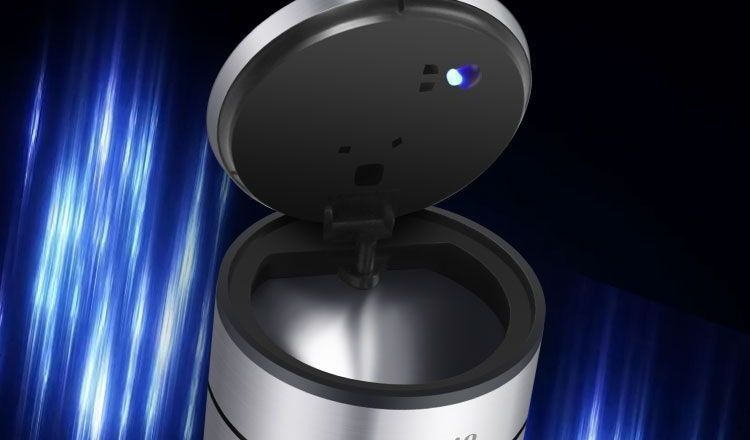 Oxygen-deprived, detachable car ashtray made of 304 stainless steel, with a flexible flip cover, anti-ash scattering, and thickened design