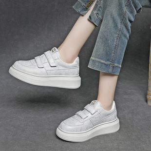 ��Ƥ���ħ�g�NС��ЬŮ2025�¿�ٴ����e��ĥ�����p����\�Ӱ�Ь