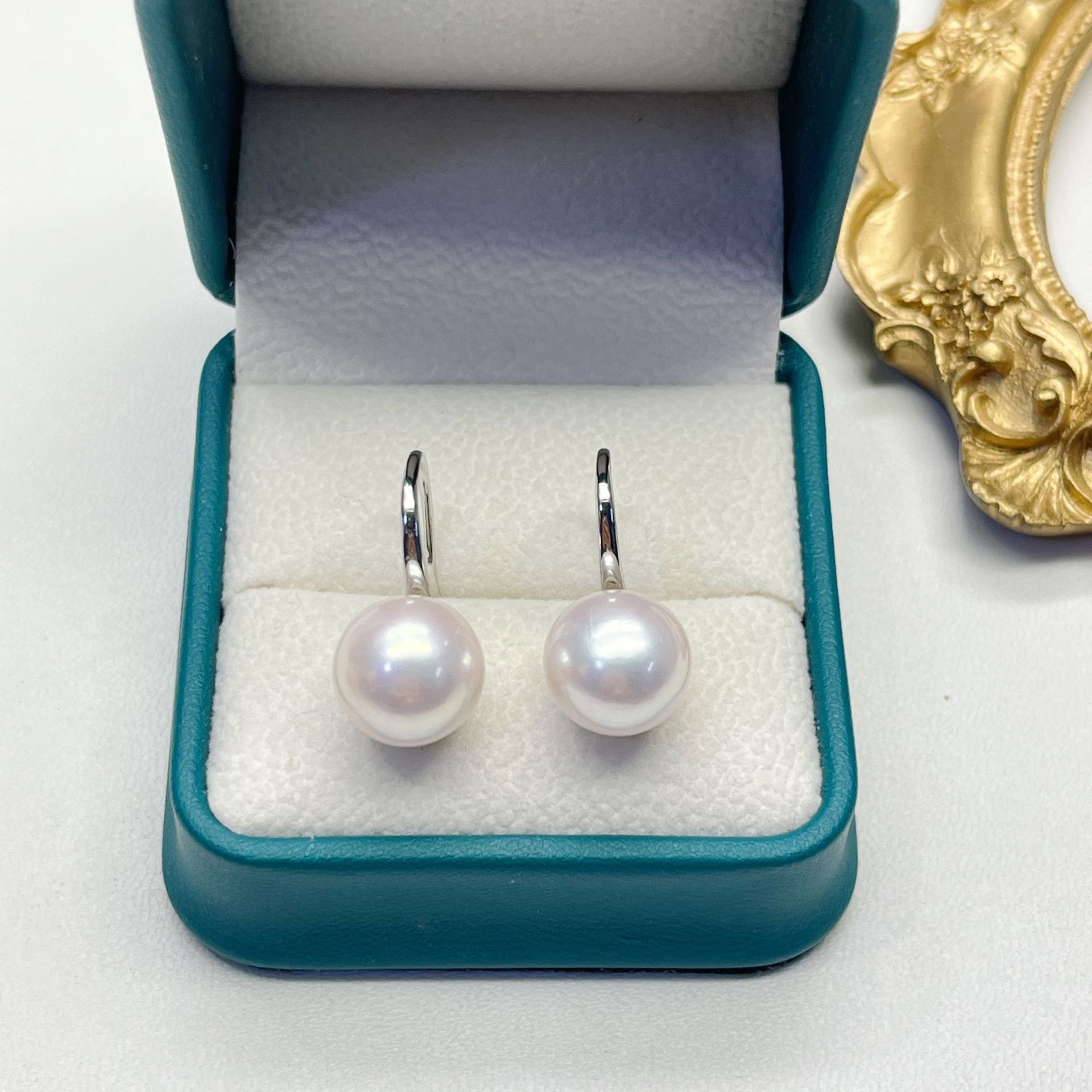 23g Weight 925 Sterling Silver Ear Needle Material Ear hook Classification 1 Pair Quantity Daily Occasion Freshwater Pearl Material Geometric Pattern Women's Gender Simple Style Style 1 Pair Freshwater Pearl Freshwater Pearl Earrings Geometric Ear Hook 30