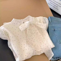 超優しくて着やすいです。少女感蝶結び波点減齢シャツ早春重ね着雰囲気上着