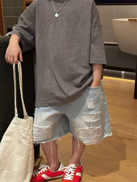 Cheese and Meow Boys' Pants 2026 Summer New Children's Ripped Denim Shorts Washed Vintage Five-Point Pants