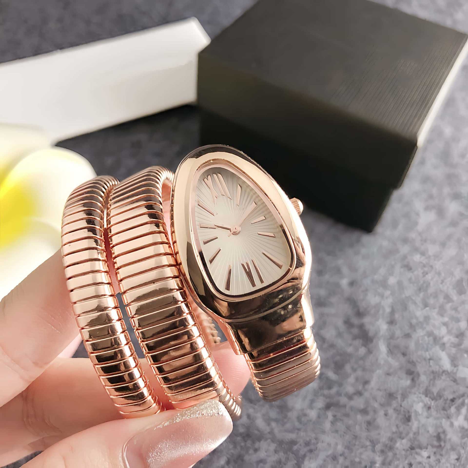 Treasure Style Spirit Snake Watch Snake Case Quartz Women's Watch Advanced Sense Rose Gold Light Luxury Watch