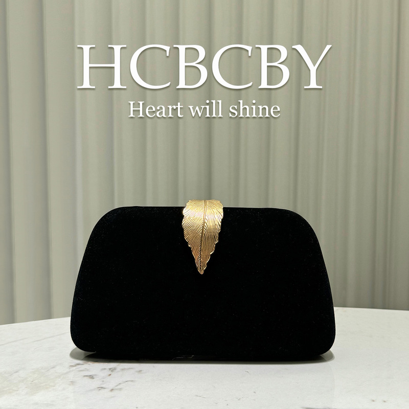 Black Vintage Velvet Fabric Leaf Buckle Dinner Bag Women's Fashionable Elegant Clutch Bag Socialite Small Square Bag Black Vintage Velvet Fabric Leaf Buckle Dinner Bag Women's Fashionable Elegant Clutch Bag Socialite Small Square Bag