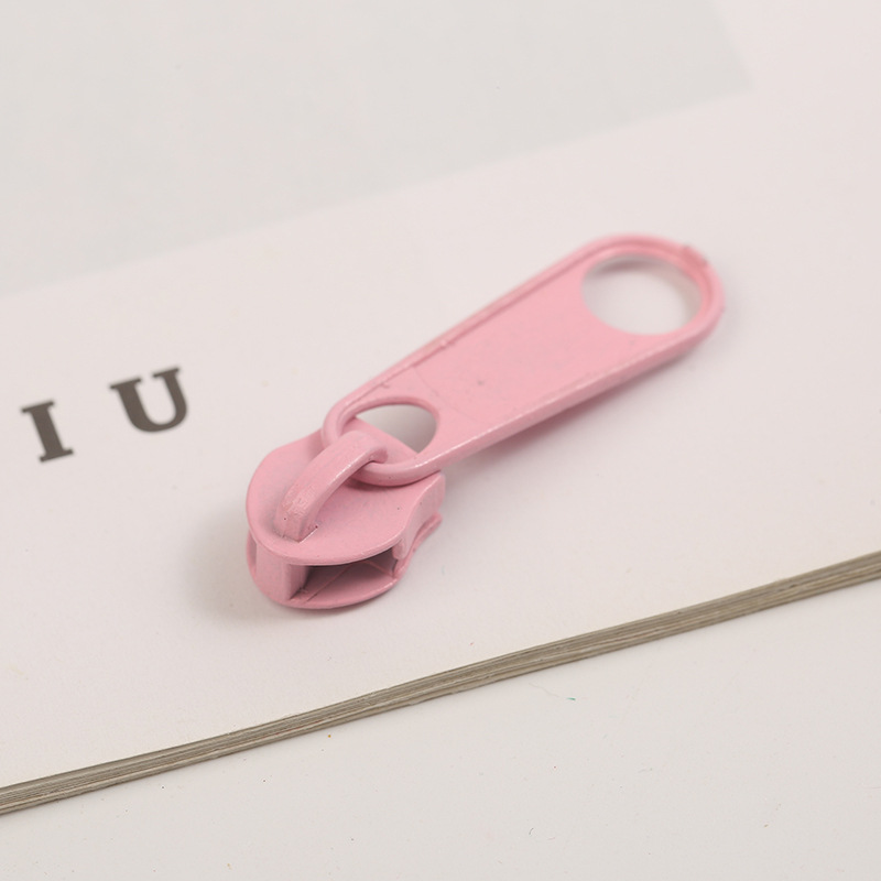 No. 5 fabricantes de cremallera de nylon nueva bolsa de maquillaje de color bolsas de lápiz gruesas cremallera al por mayor