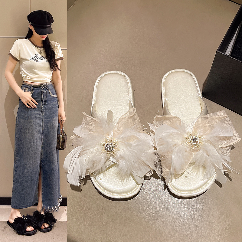 Japanese and Korean Style Feather Bow Flat Slippers Indoor Soft-Soled Non-Slip Home Slippers Fashionable One-Line Sandals