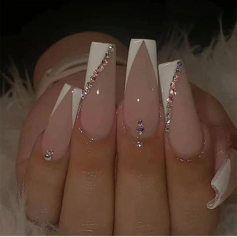 Wearing armor wholesale ins explosions long coffin-shaped white French aurora broken diamond nail art finished removable nail Wearing armor wholesale ins explosions long coffin-shaped white French aurora broken diamond nail art finished removable nail