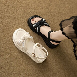 Popular Style Sandals for Women to Wear with Skirts, Summer 2025 New Versatile Thick-Soled Soft-Soled One-Line Buckle Fashion Sandals