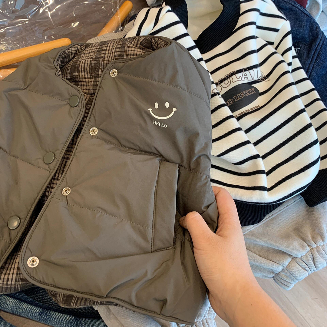 麦哈派 紫邻芷半2025冬季新款韩版男童套装 品牌童装工厂货源批发