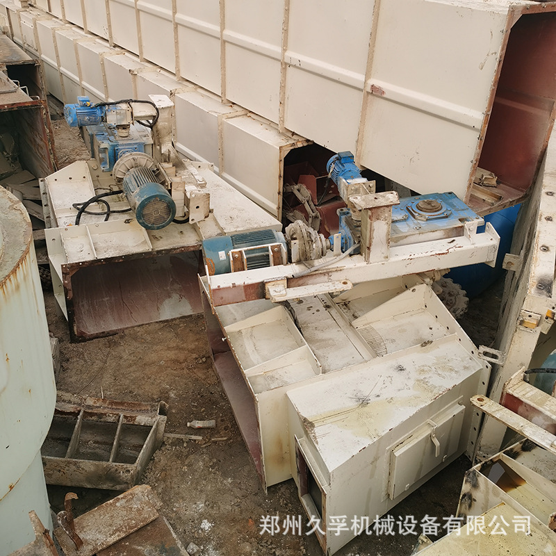 二手NE板链斗式提升机 建筑水泥上料机 二手NE50链条垂直输送机