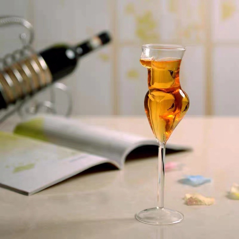 Taza de estilo coreano de estilo alto, taza de línea creativa, taza de vino de vidrio, taza de jugo, taza de cóctel, taza de champán