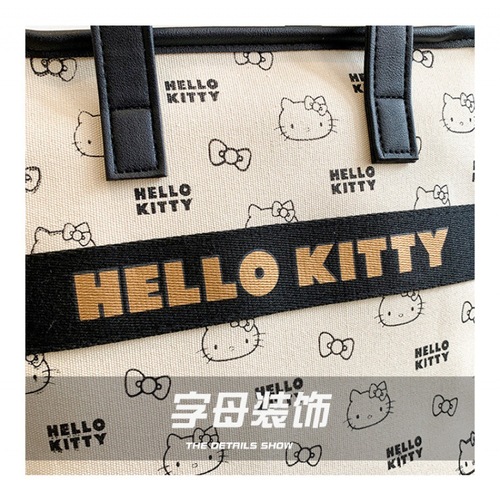 HelloKitty genuine new canvas portable toiletry bag cosmetic bag large capacity tote bag mommy bag women's bag