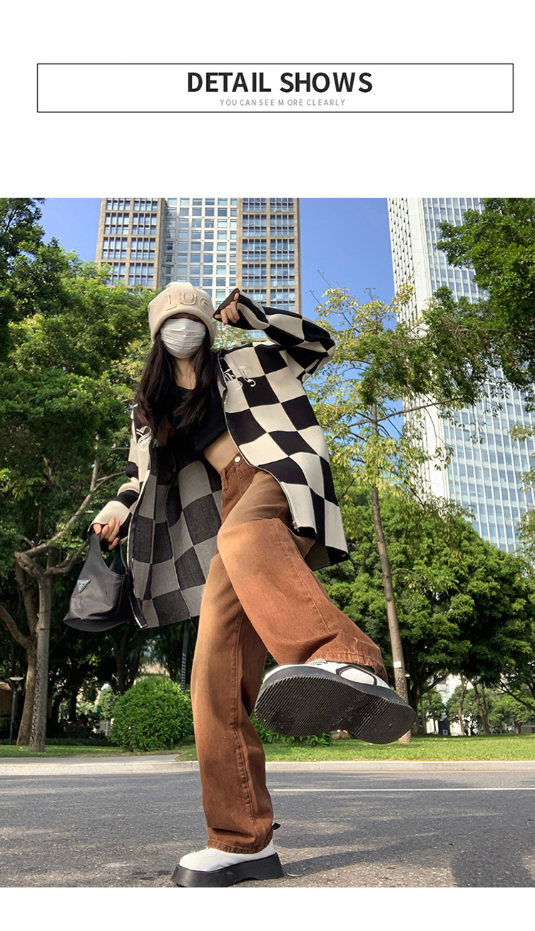 Schicker Style mit braunen Jeans