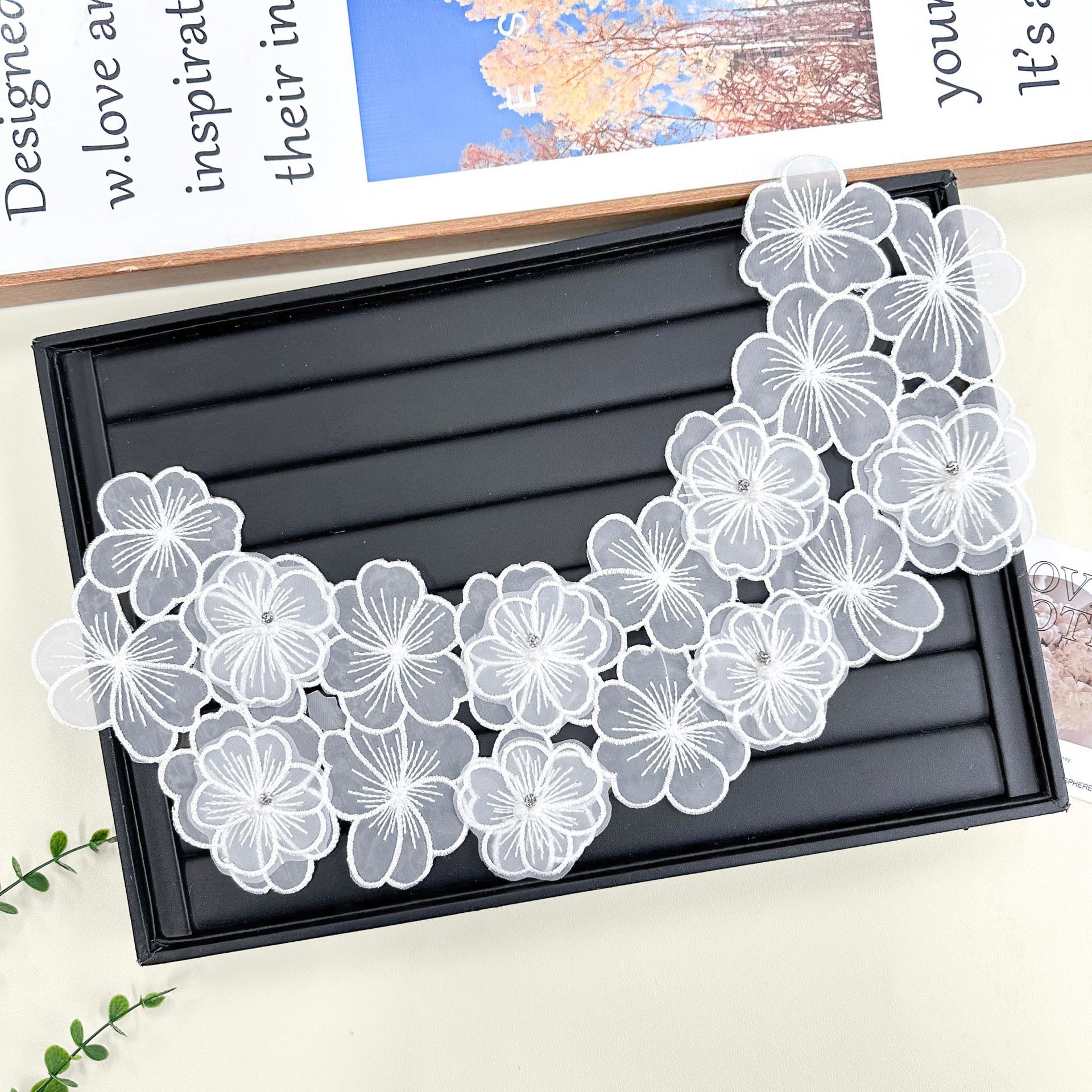 Flores bordadas negras de alta calidad collar de encaje soluble en agua flor decoración delantera de ropa DIY accesorios collar hecho a mano image 5