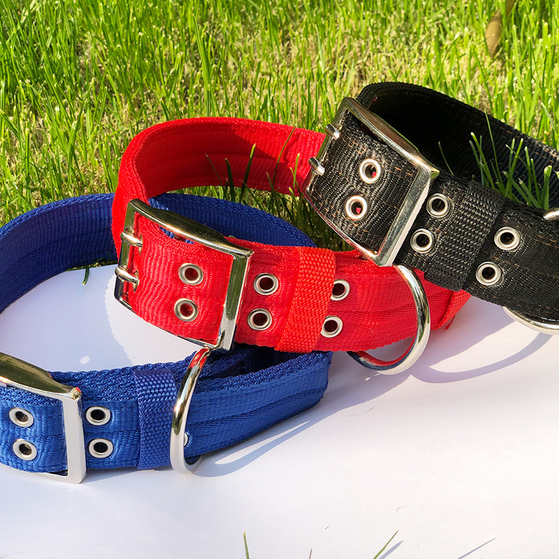 Circunferencia de cuello ajustable al aire libre forro de nailon multicapa sin estrangulamiento cuello resistente a los tirones y a las mordeduras Collar para mascotas de perro al por mayor