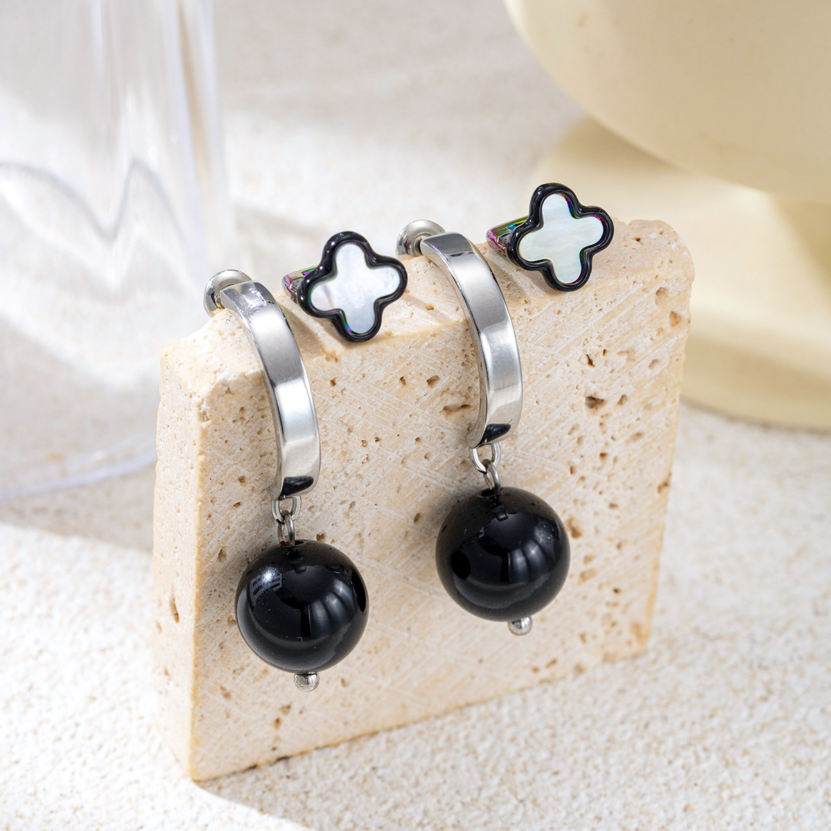 Taina europa y americana pendientes de acero inoxidable lujo ligero de alto nivel pendientes de ágata negro para mujeres no se desvanecen venta caliente transfronteriza