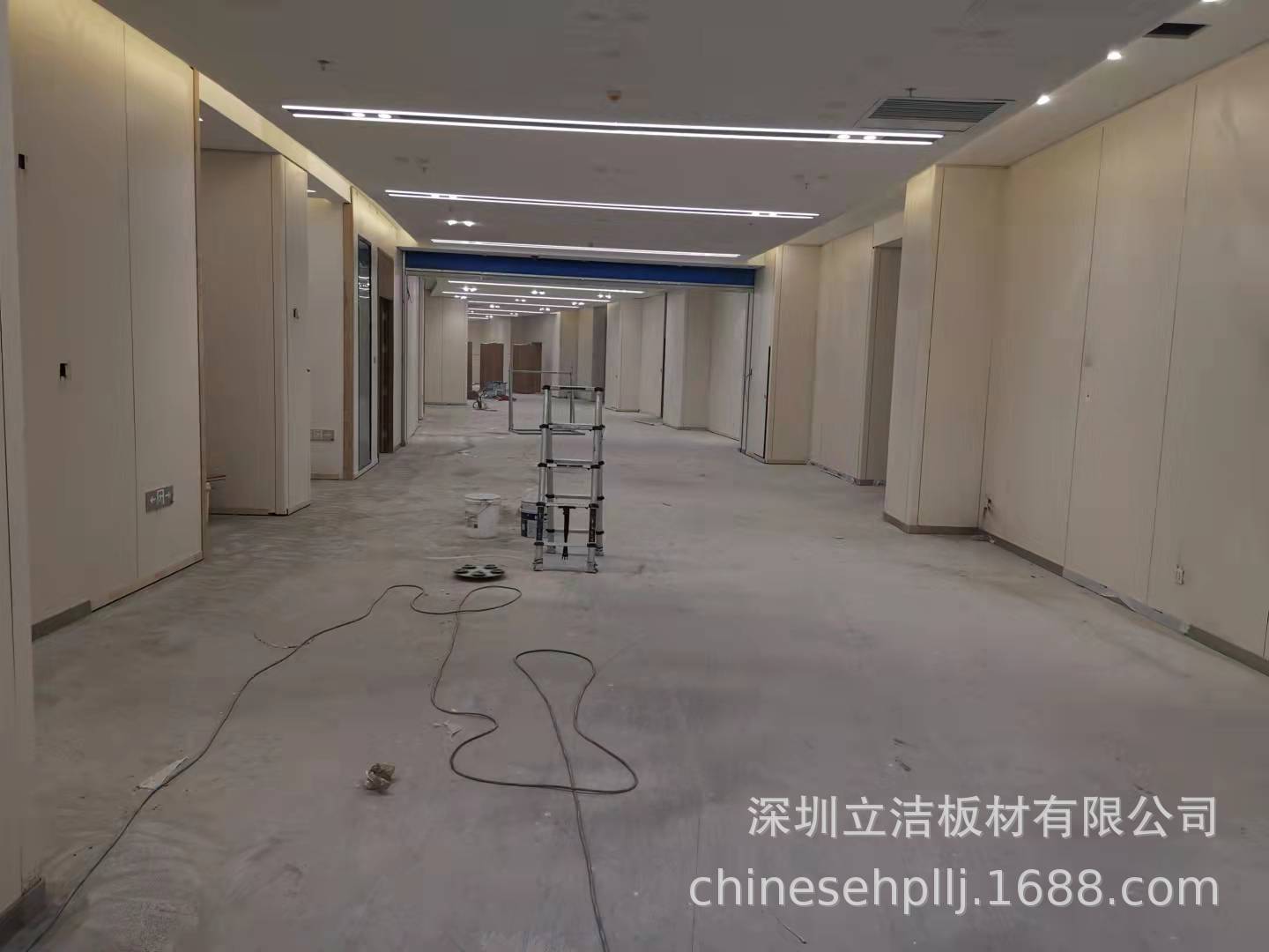 �����ذ峧�Ҷ���ҽ�ƻ�ǽ���ǽ��ȩ��֬���ѹ����װ��ǽ���