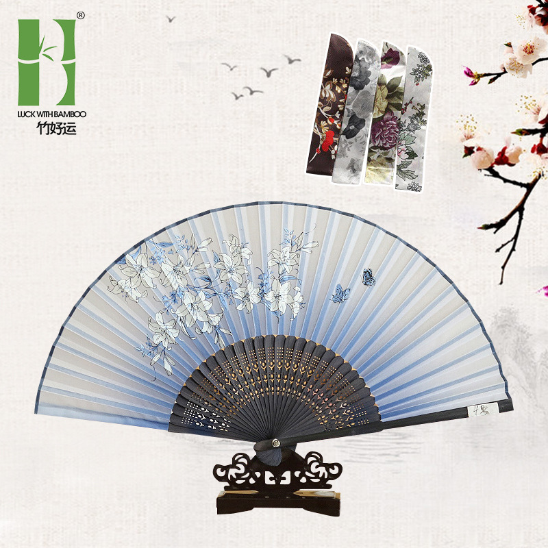 Ventilador antiguo estilo al por mayor Fan bolsa traje artesanía regalo ventilador cara de seda ventilador de publicidad estilo chino plegable ventilador femenino al por mayor