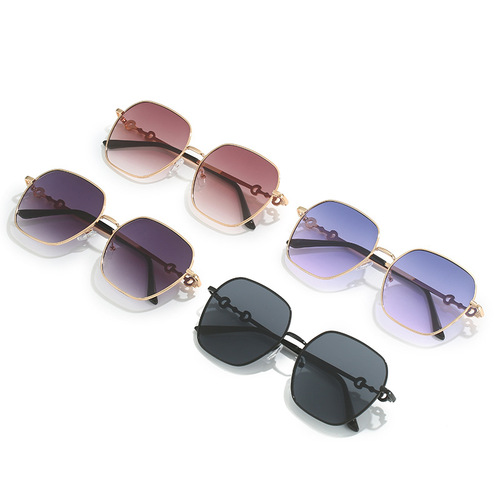  New Style Fashion Square Sunglasses Personalized Trendy Street Photography Gradient Glasses Driver Driving Sun Visor Wholesale