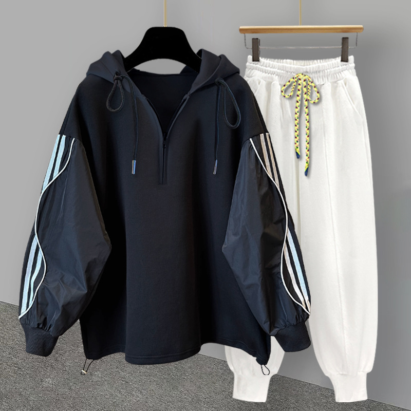 Solid color colored hoody with zipper