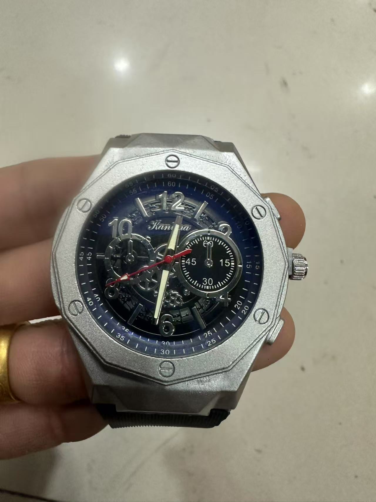 Reloj transfronterizo para hombres hueco al aire libre moda de silicona correa relojes de estudiantes de varones creativos nuevos regalos al por mayor image 9