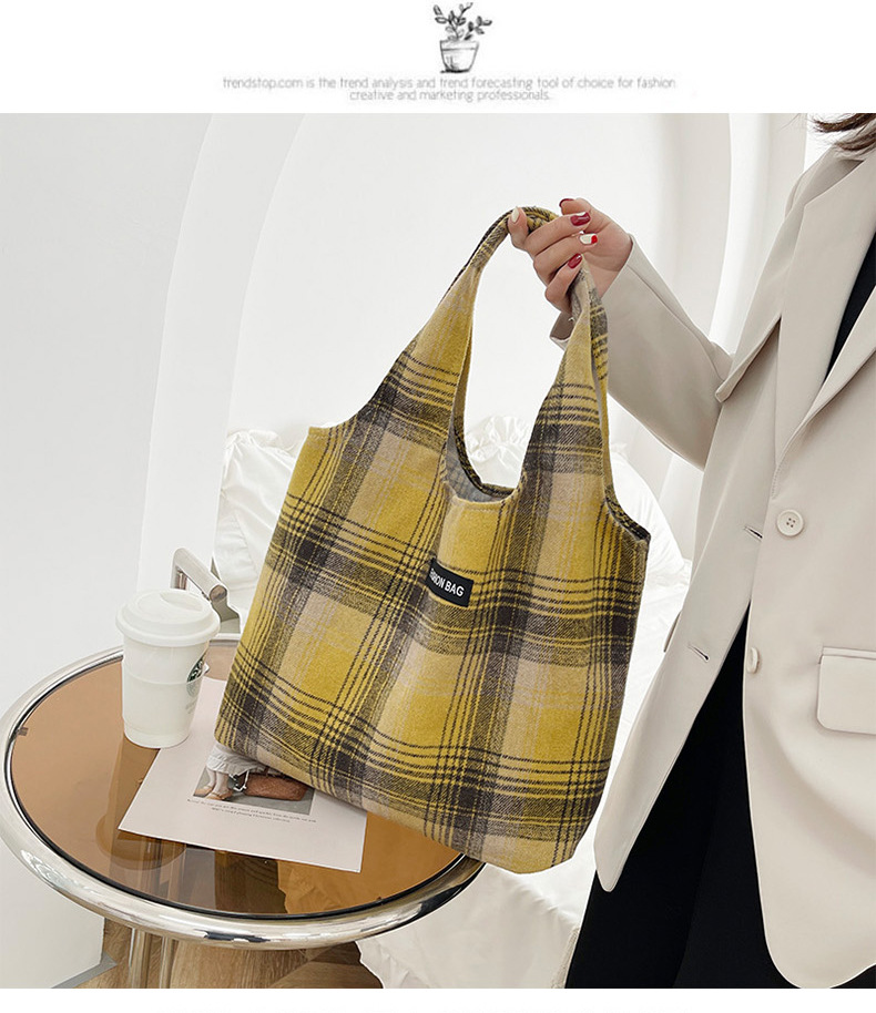 New Korean-style retro versatile and artistic tote bag for women in autumn and winter 2022, thickened woolen checkered pattern, single-shoulder bag Specification drawing