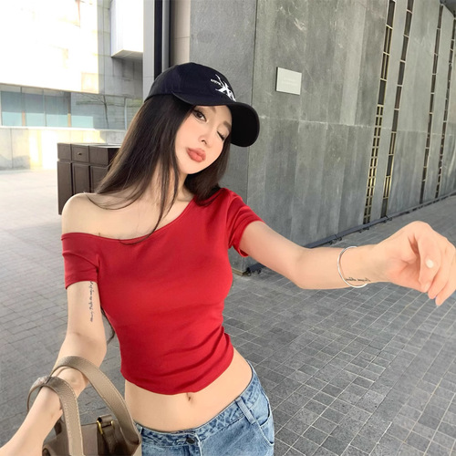 Pure Desire Sloping Shoulder Short Sleeve T-shirt for Women 2025 Summer New Short Length Navel-Baring Fitted Casual Student Top Ins Trend