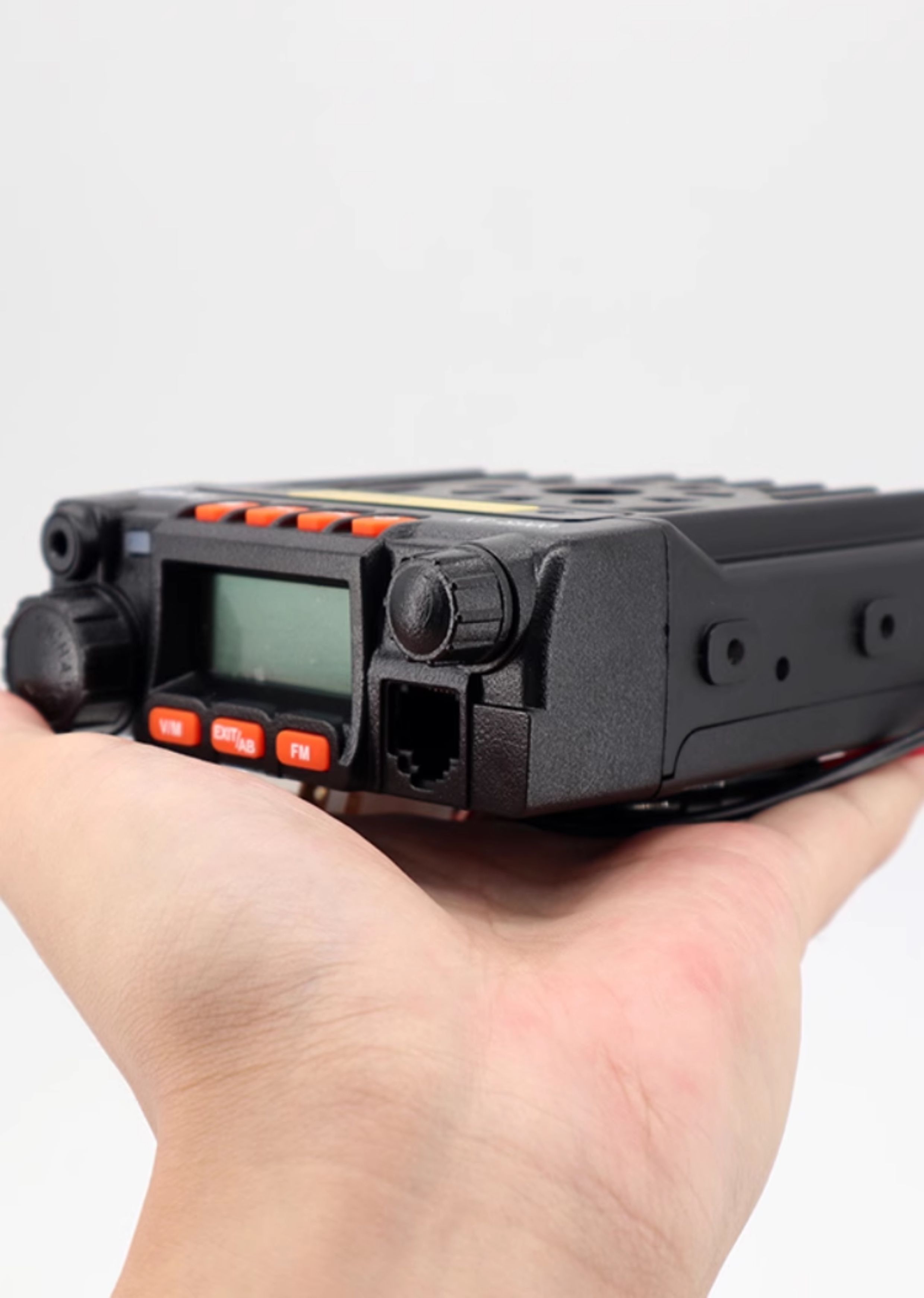 Quanyi Vehicle Radio Mini Dual-Band Car Radio Wireless Intercom for Self-Driving Off-Road Adventures