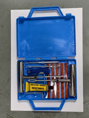 All-steel tire repair needle automobile and Repair kit - blue-box-tire-repair-kit