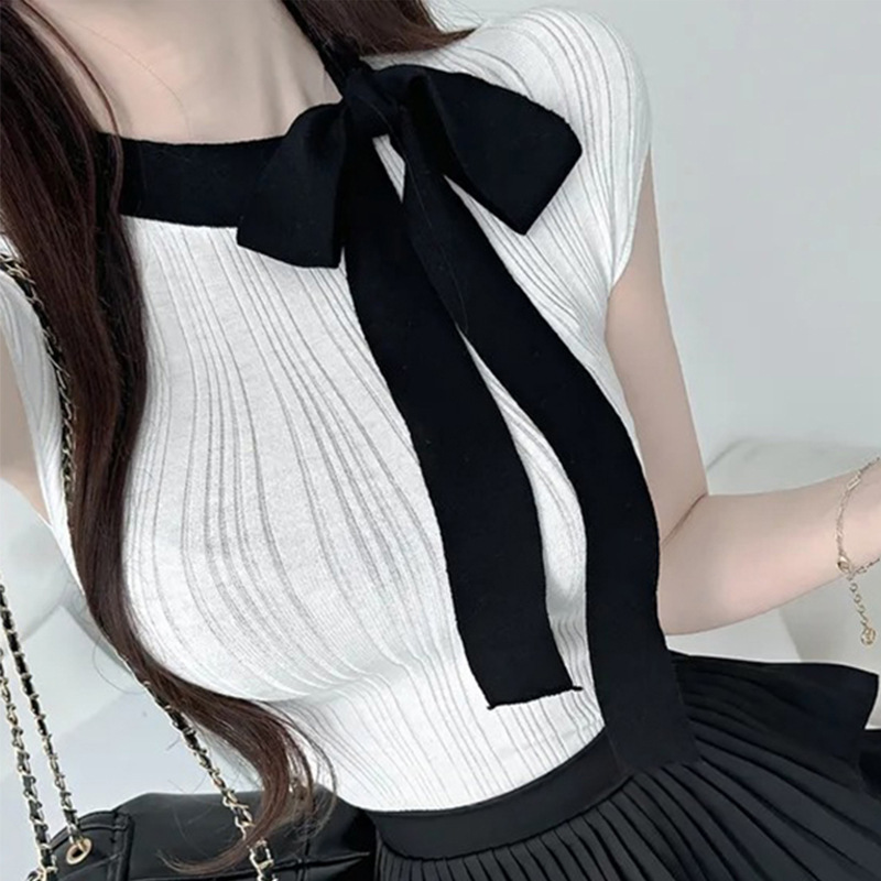 Korean Dongdaemun Style Light Luxury High-End Slim-Fit Sexy Pure Desire Feminine Versatile Knit Top