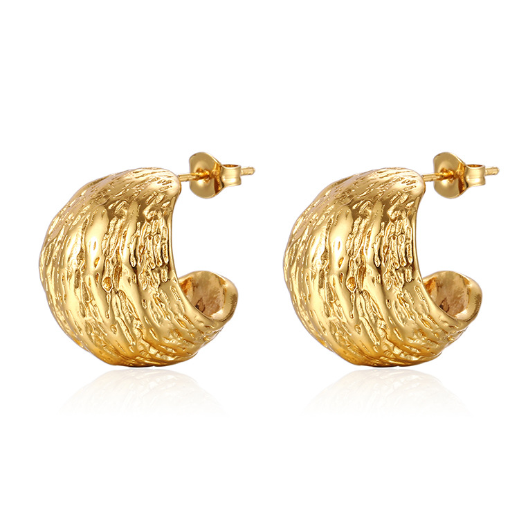 Estilo de lujo plateado 18K semicírculo hueco titanio acero pendientes de moda de mujer estilo ins de alto grado de nogal pendientes de acero inoxidable