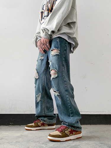 Euro-American vibe pants: High-street smoke-gray distressed denim jeans—men's autumnal American-style streetwear, featuring straight-leg, edgy, long-length designs.