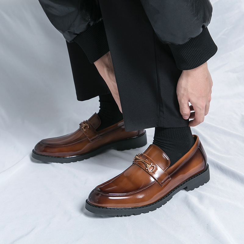 2024 otoño nuevos zapatos de un pie Lefour zapatos de cuero para hombres zapatos de negocios casuales de tamaño transfronterizo zapatos de peluquería para hombres