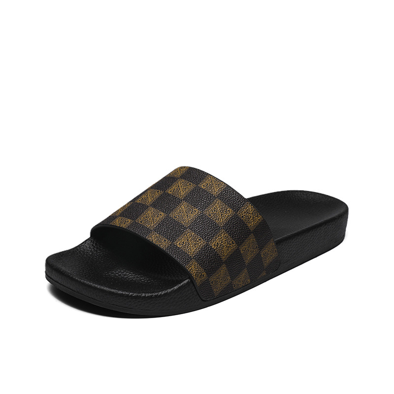 Verano al aire libre desgaste de los hombres transfronterizos de fondo suave caída sensación más tamaño deportes ocio al aire libre de una sola palabra de tablero de damas sandalias a cuadros