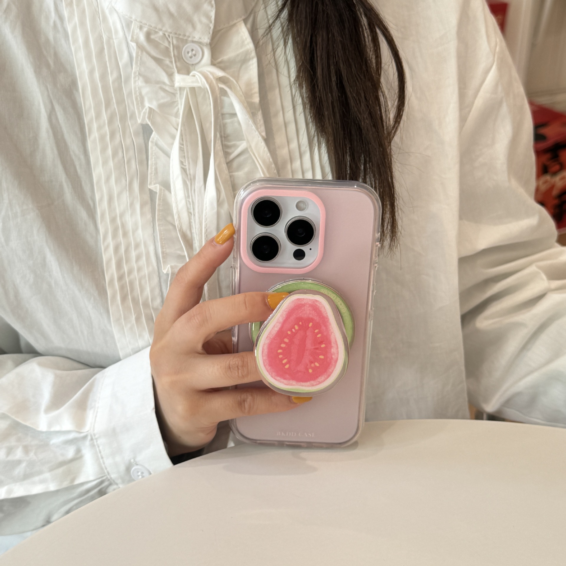 Verano simple rosa guayaba para Apple 15ProMax funda para teléfono móvil 16Pro atracción magnética 14/13 hembra 16PM celebridad de Internet