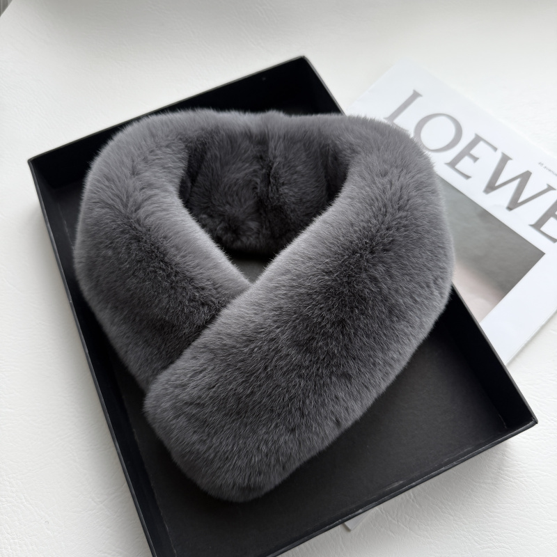 Many colors~Simple whole-piece double-sided rex rabbit fur neck warmer with magnetic clasp, versatile and unisex
