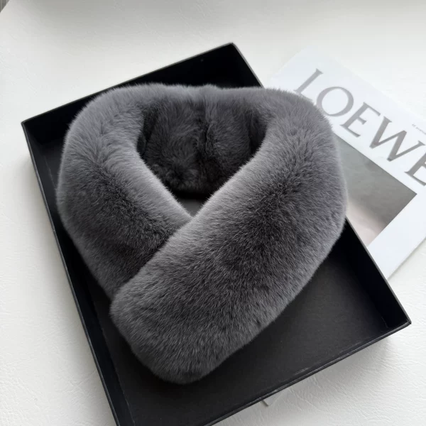 Many colors~Simple whole-piece double-sided rex rabbit fur neck warmer with magnetic clasp, versatile and unisex
