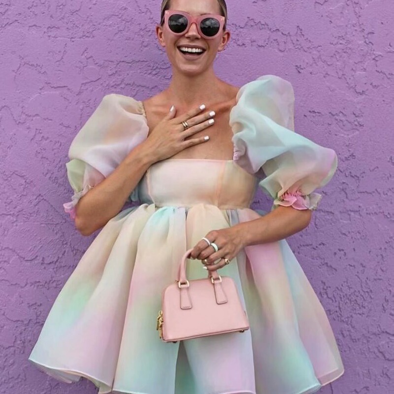 Amazon independent station cross-border 2024 organza printed retro bubble sleeve princess dress a large number of in stock