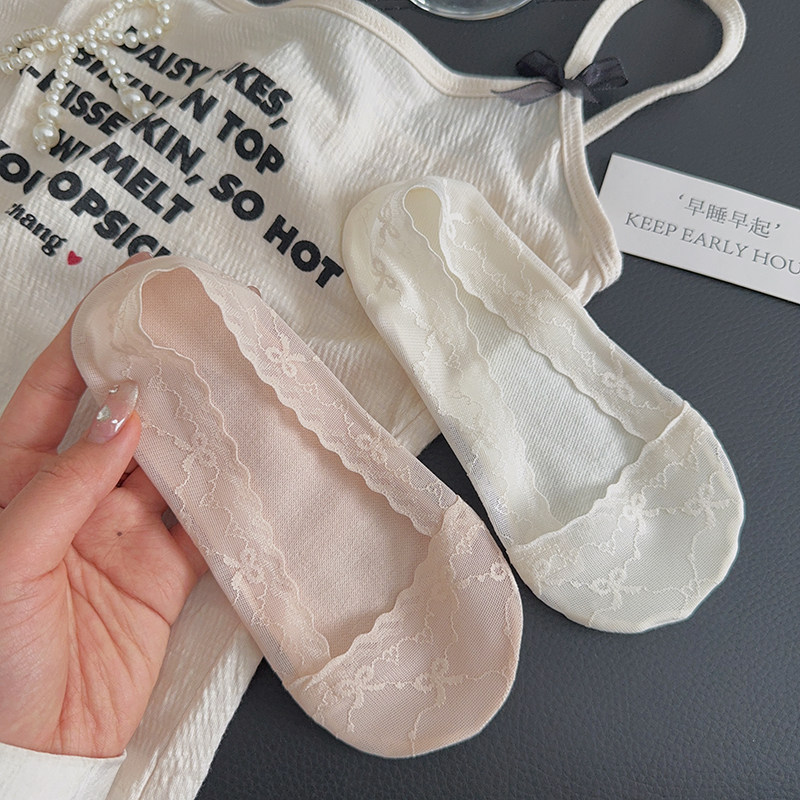Lace invisible non-slip summer thin socks with bow