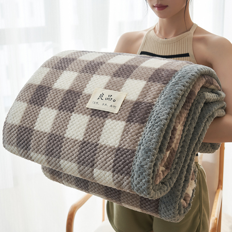 Fabricantes al por mayor mantas de coral de peluche sofá mantas de invierno de oficina siesta mantas de aire acondicionado mantas pequeñas mantas