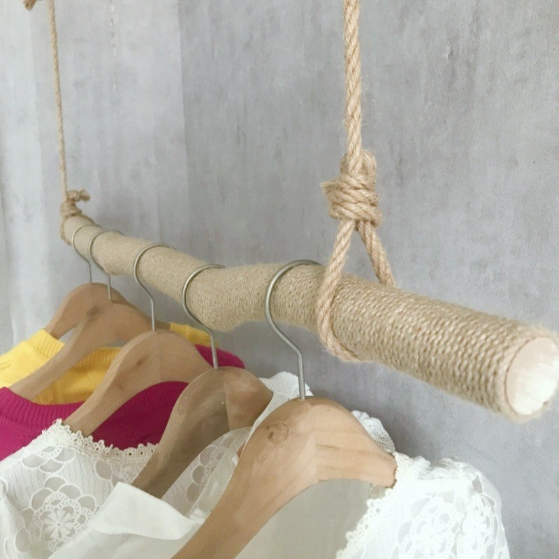 Clothing store tree branch hangers, simple wooden display racks, ceiling hanging racks, clothes drying racks, hemp rope hanging racks for women's clothing