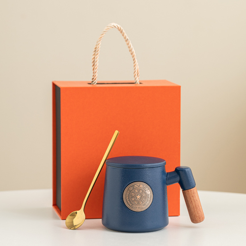 Festival del Medio Otoño regalo de mano mano mano mano de bronce con filtro ins Wenchuang pequeña taza fresca regalo de apertura escolar al por mayor