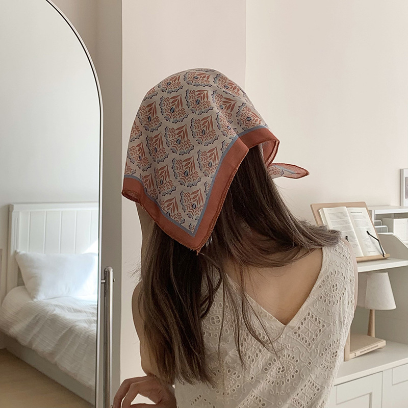 Bufanda de seda, bufanda cuadrada pequeña, bufanda de seda, arte coreano, pañuelo de todo fósforo, niña de verano, bufanda pequeña decorativa