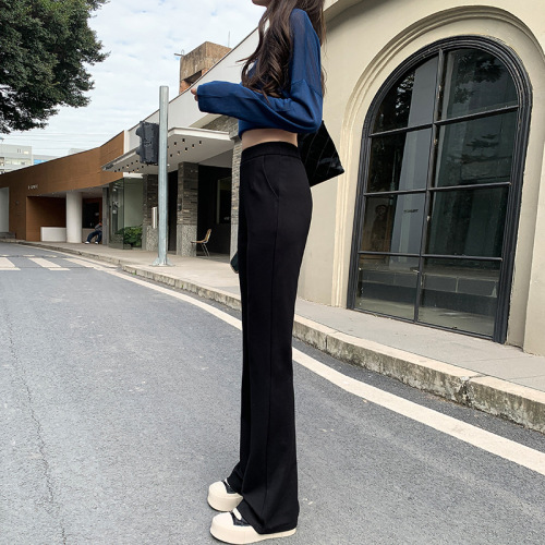 Actual shot of women's spring and summer loose straight high-waisted drapey floor-length pants with flares for small people